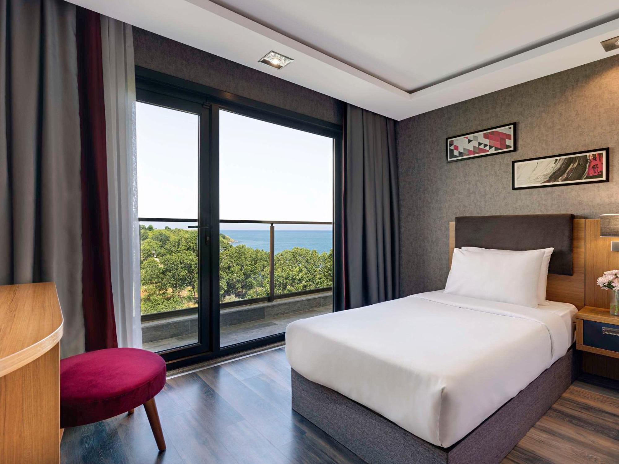 Moevenpick Hotel Трабзон Экстерьер фото