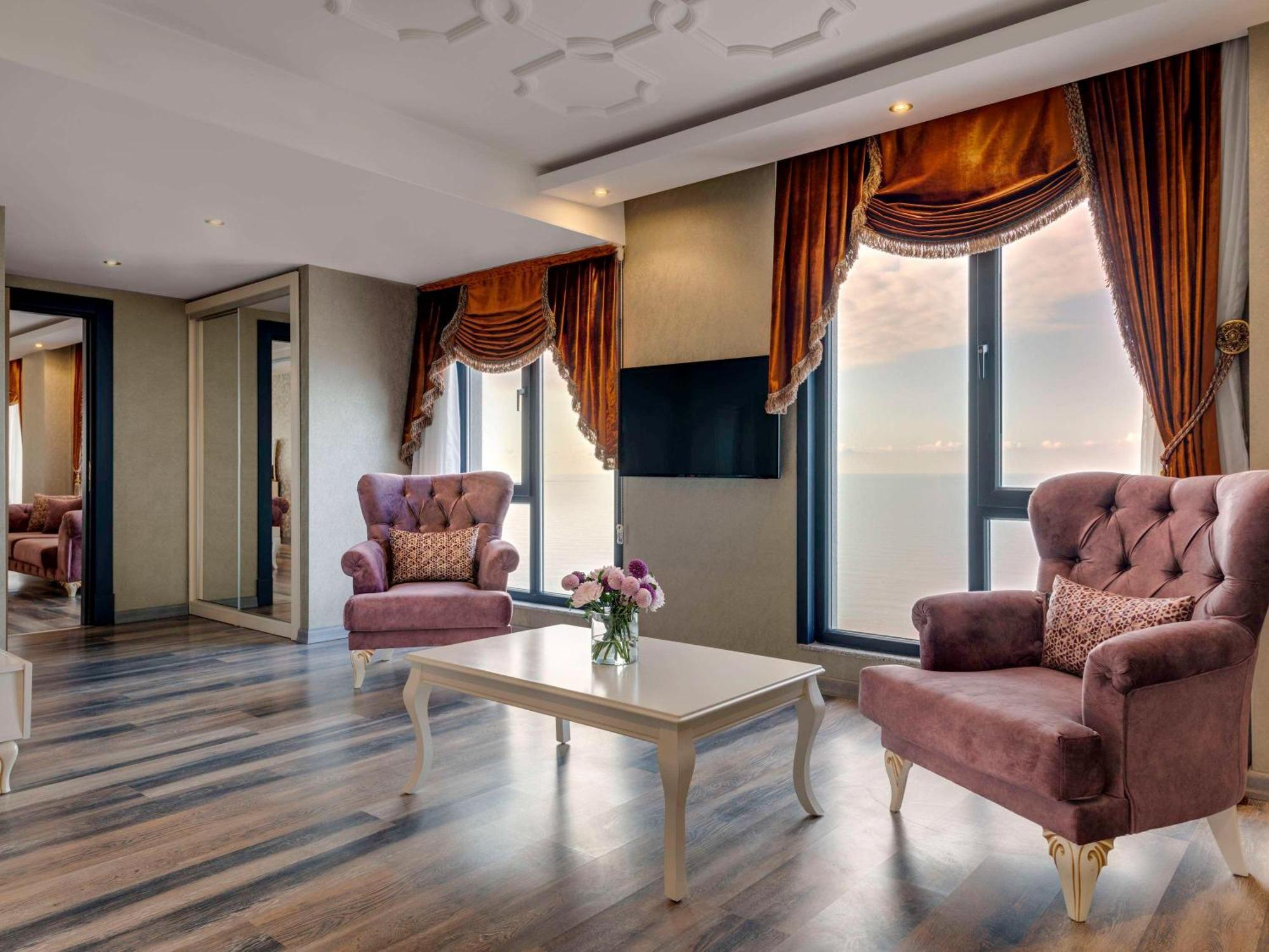 Moevenpick Hotel Трабзон Экстерьер фото